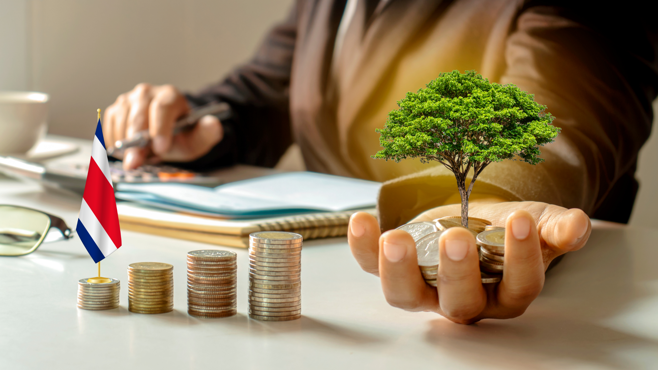 Is Real Estate In Costa Rica A Good Investment header image.