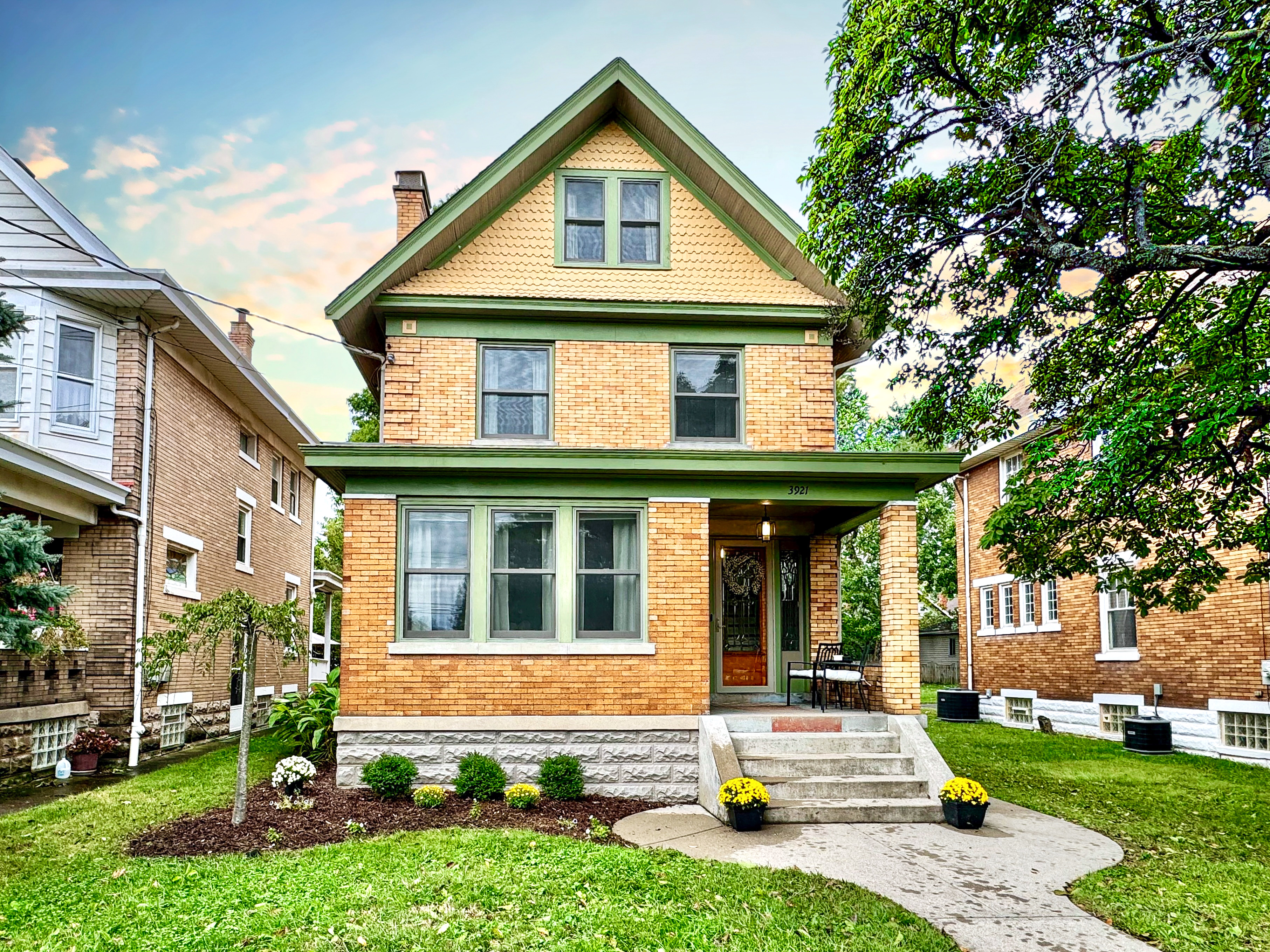 Top Real Estate Agent in Norwood for 2024 header image.