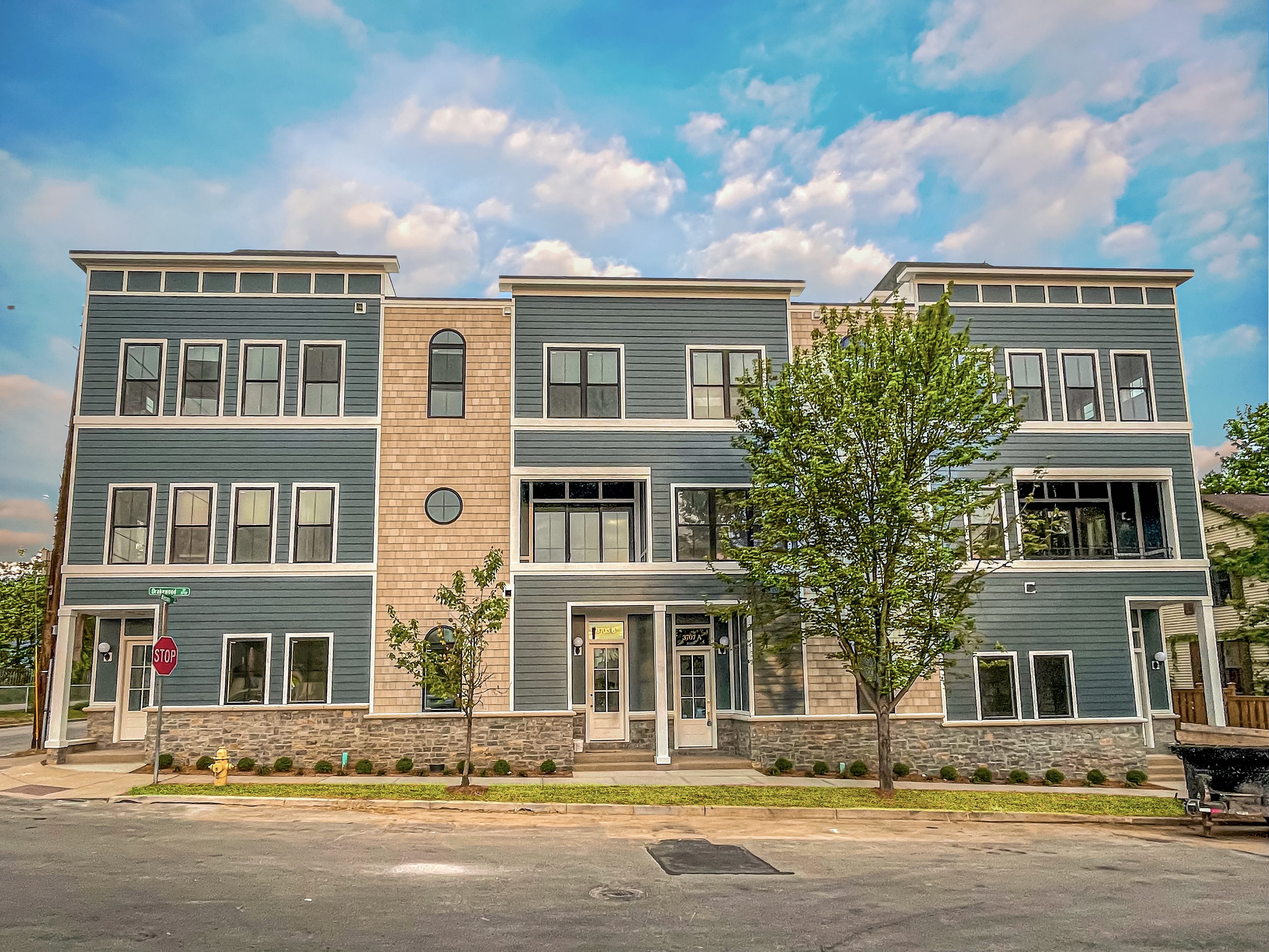 High End Luxury Home in Walkable Location! header image.