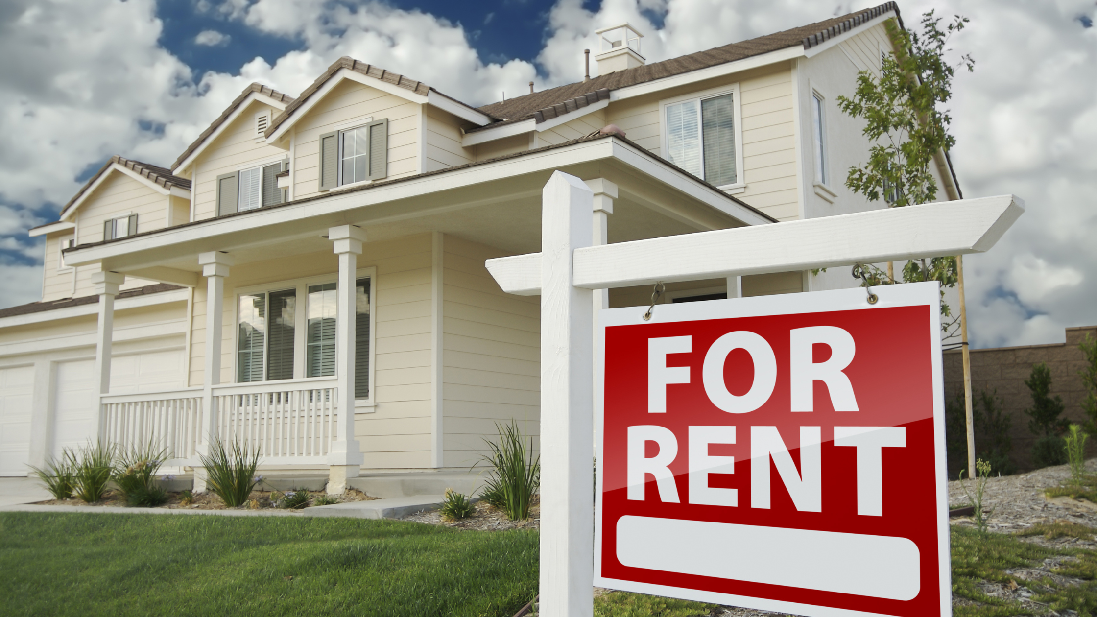 What You Need to Know: Tips for Renting During Peak Season header image.