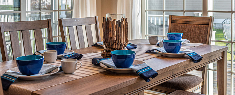 5 DIY Staging Tips to Sell Your Home Fast header image.