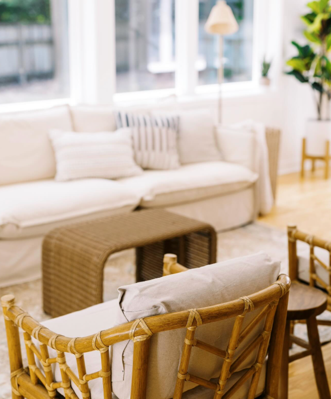 A Guide to Comfortable, Contemporary Spaces and Mistakes to Avoid this Fall & Winter header image.