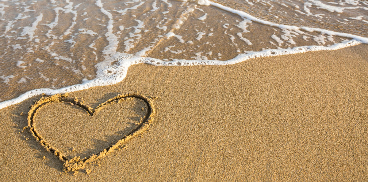 Romantic Escapes & Hidden Gems: Valentine's Day in Maryland & Delaware header image.