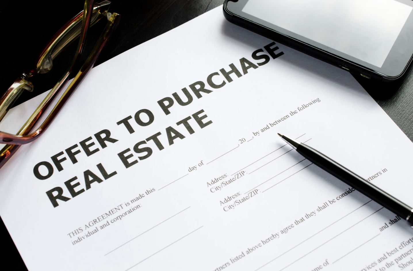 Why Letting Buyers Dictate Lowball Offers Can Cost You the Home header image.