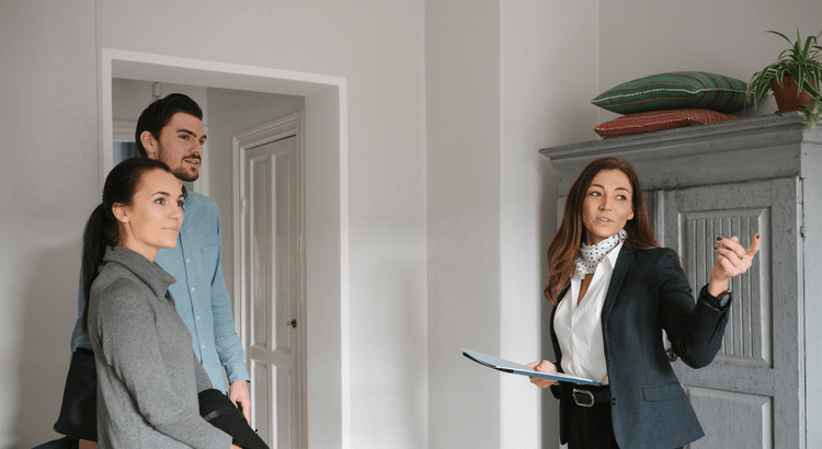 How Real Estate Agents Take the Fear Out of Moving header image.