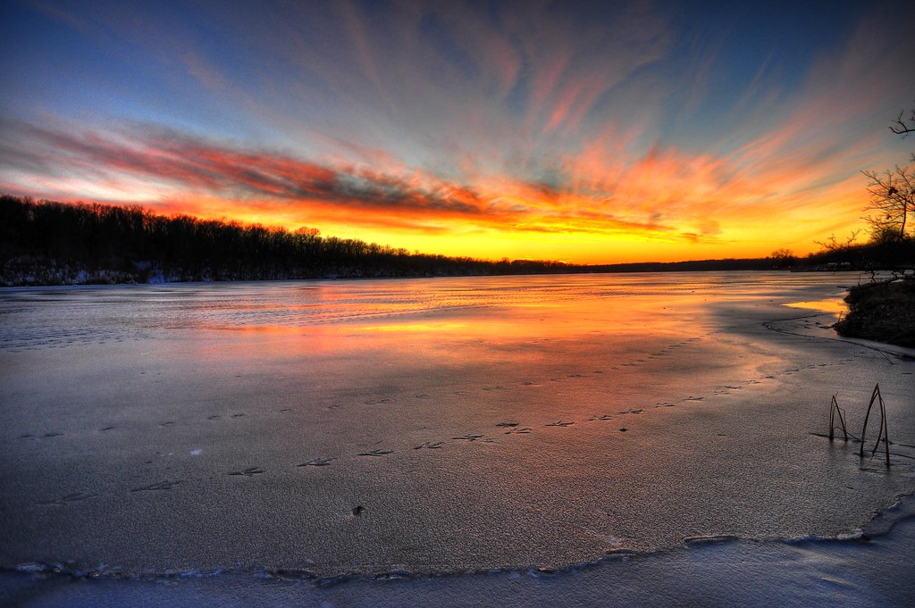 Saturday Theme: Weekend Adventure — The 5 Best Sunset Spots in West Johnson County header image.