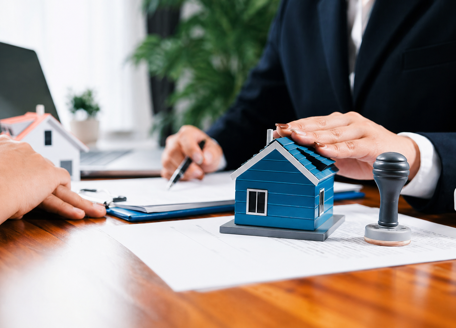 How the Right Real Estate Partner Helps Builders Sell New Homes Faster header image.