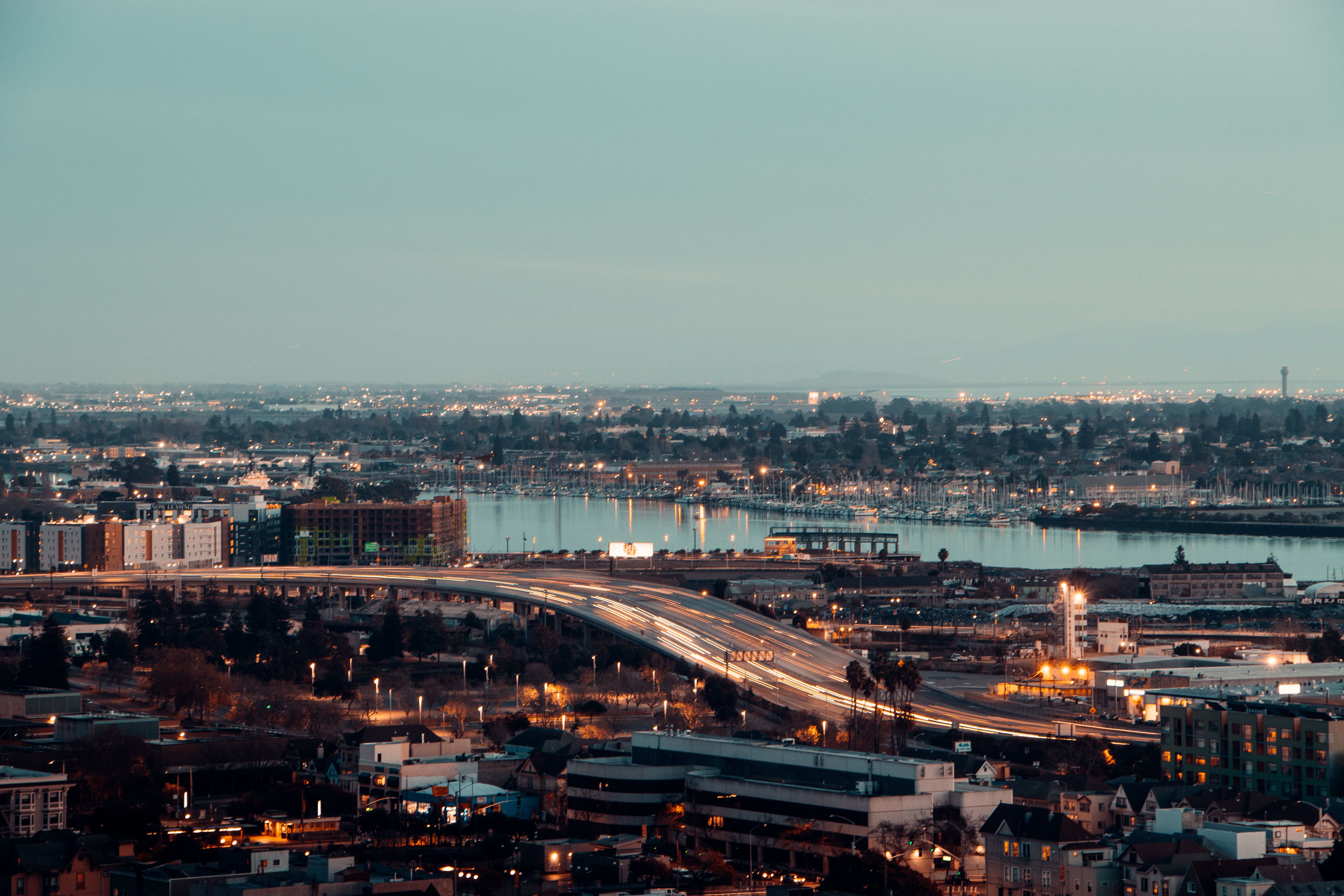 Living in Oakland: A 2026 Neighborhood Guide for Buyers header image.