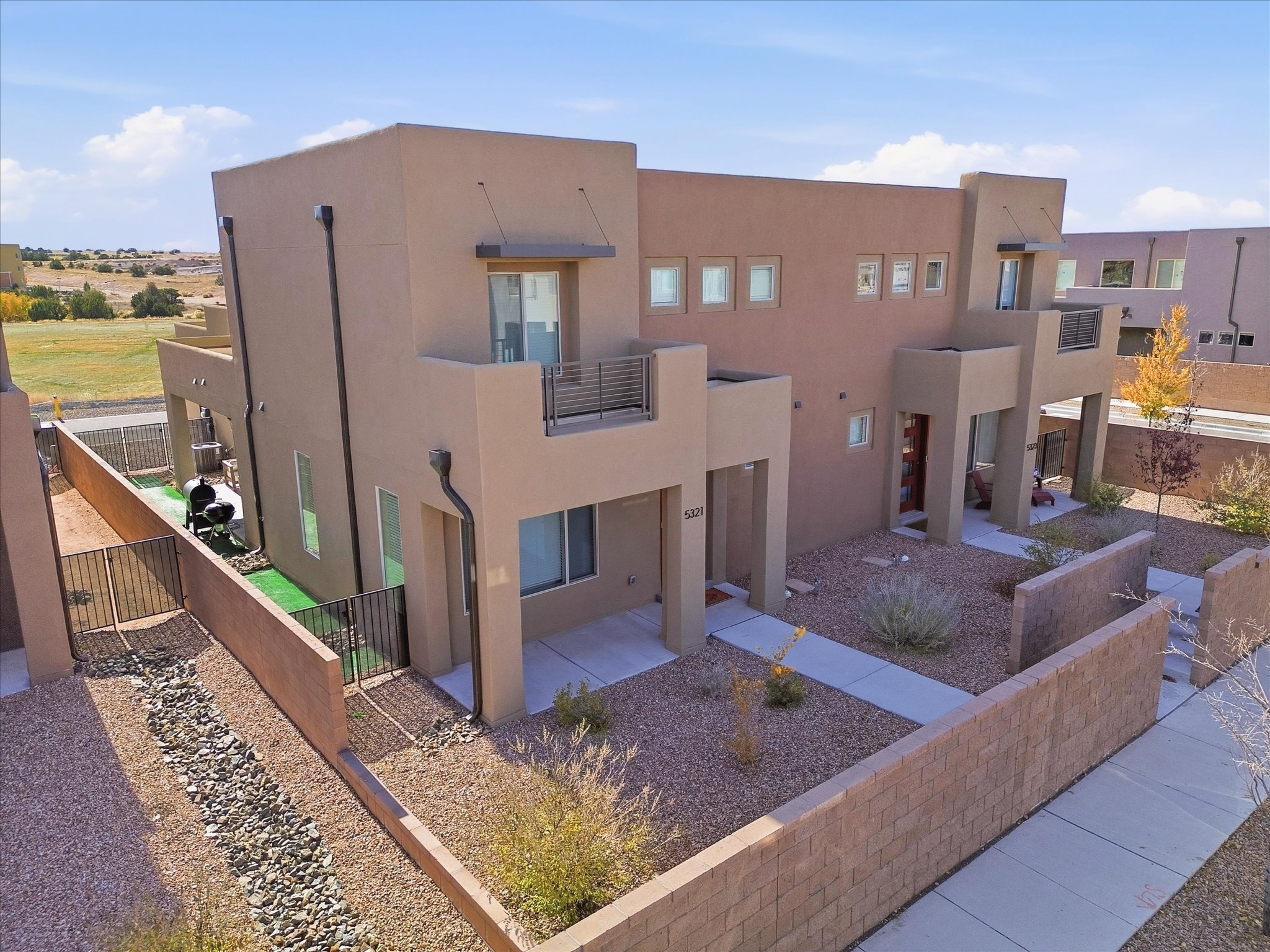 5321 Chicoma Santa Fe, NM 87507