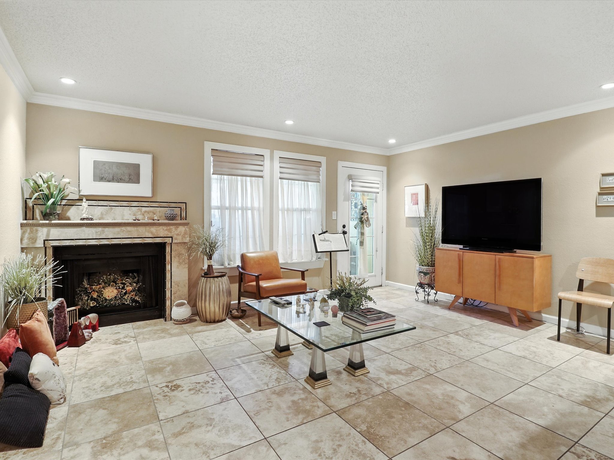 2501 W Zia Road #10-104 Santa Fe, NM