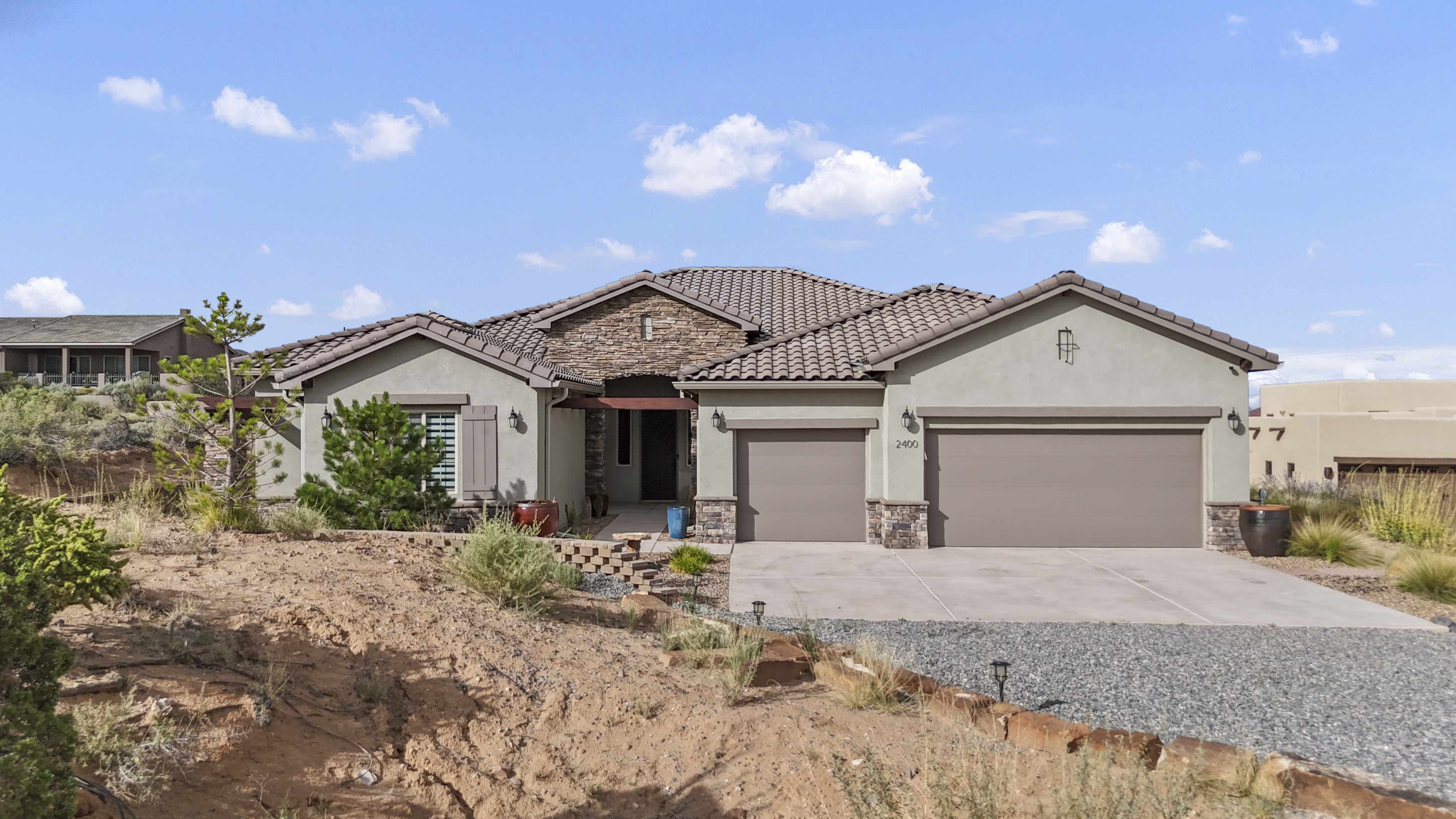2400 Desert Marigold Road NE, Rio Rancho