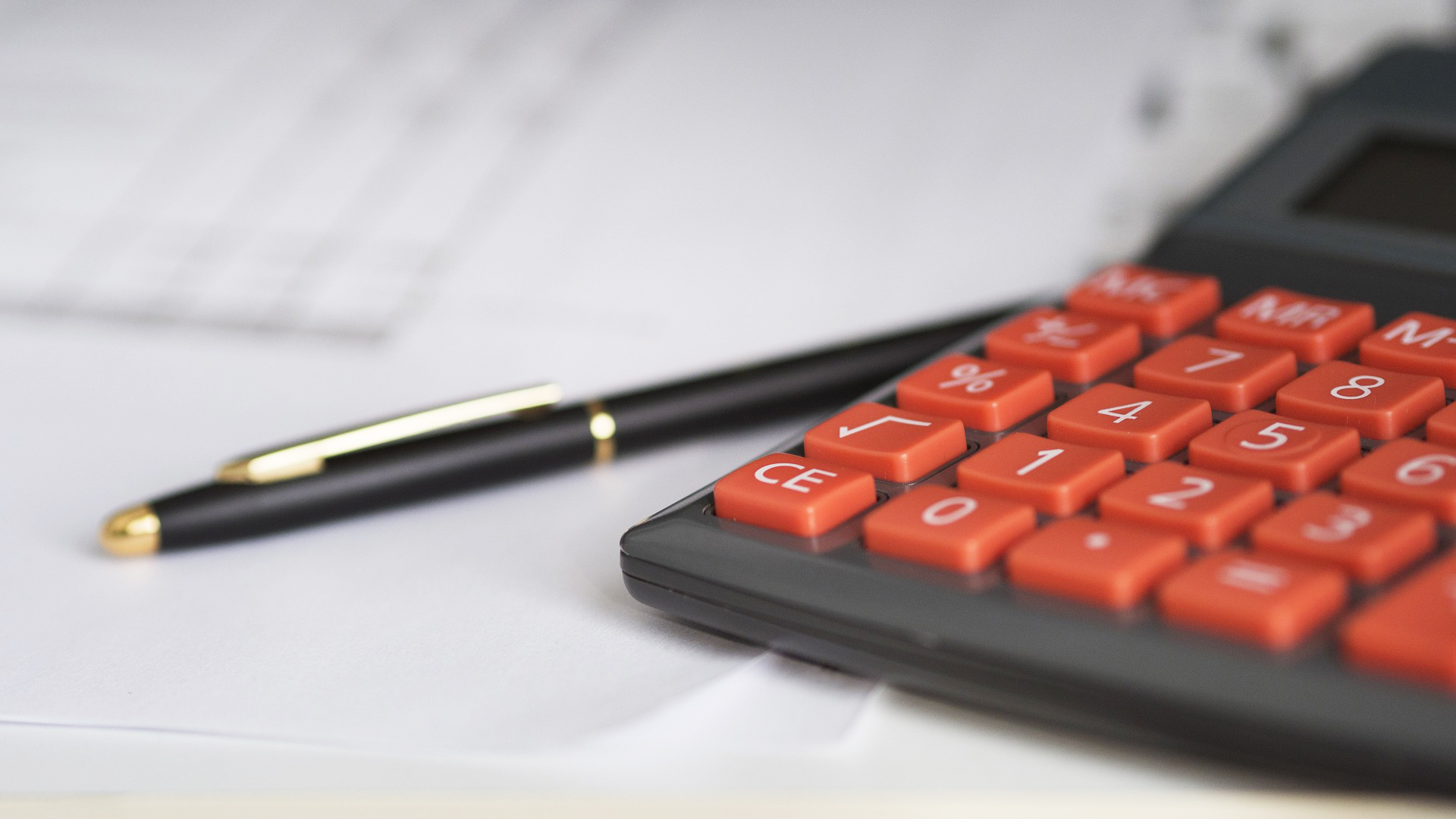 Are Biweekly Mortgage Payments Worthwhile? header image.