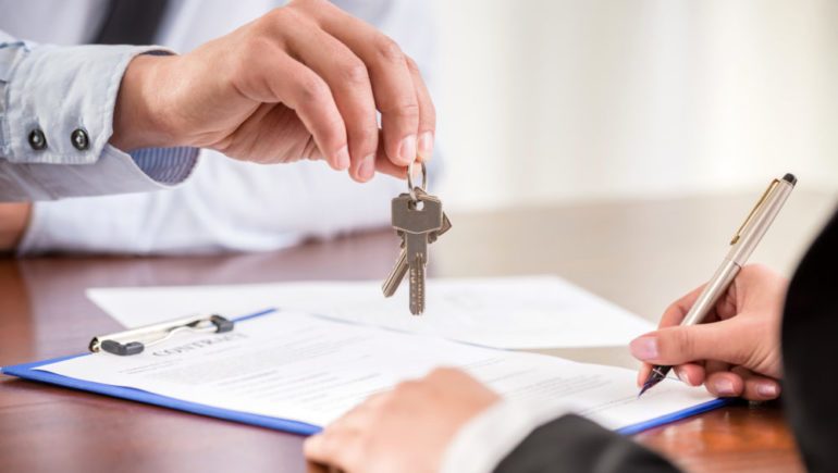 From Contract to Closing Table: Avoiding Pitfalls header image.