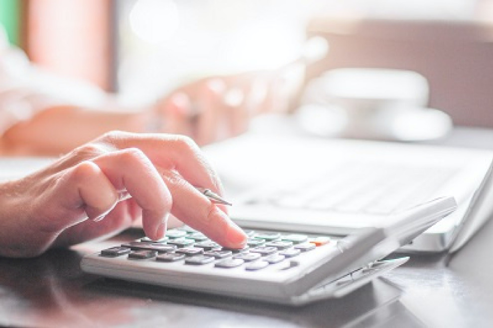 Survey: Most Buyers Seek Financing Before Showings header image.