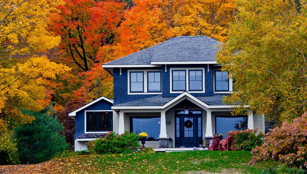 5 Reasons to Buy a Home This Fall header image.