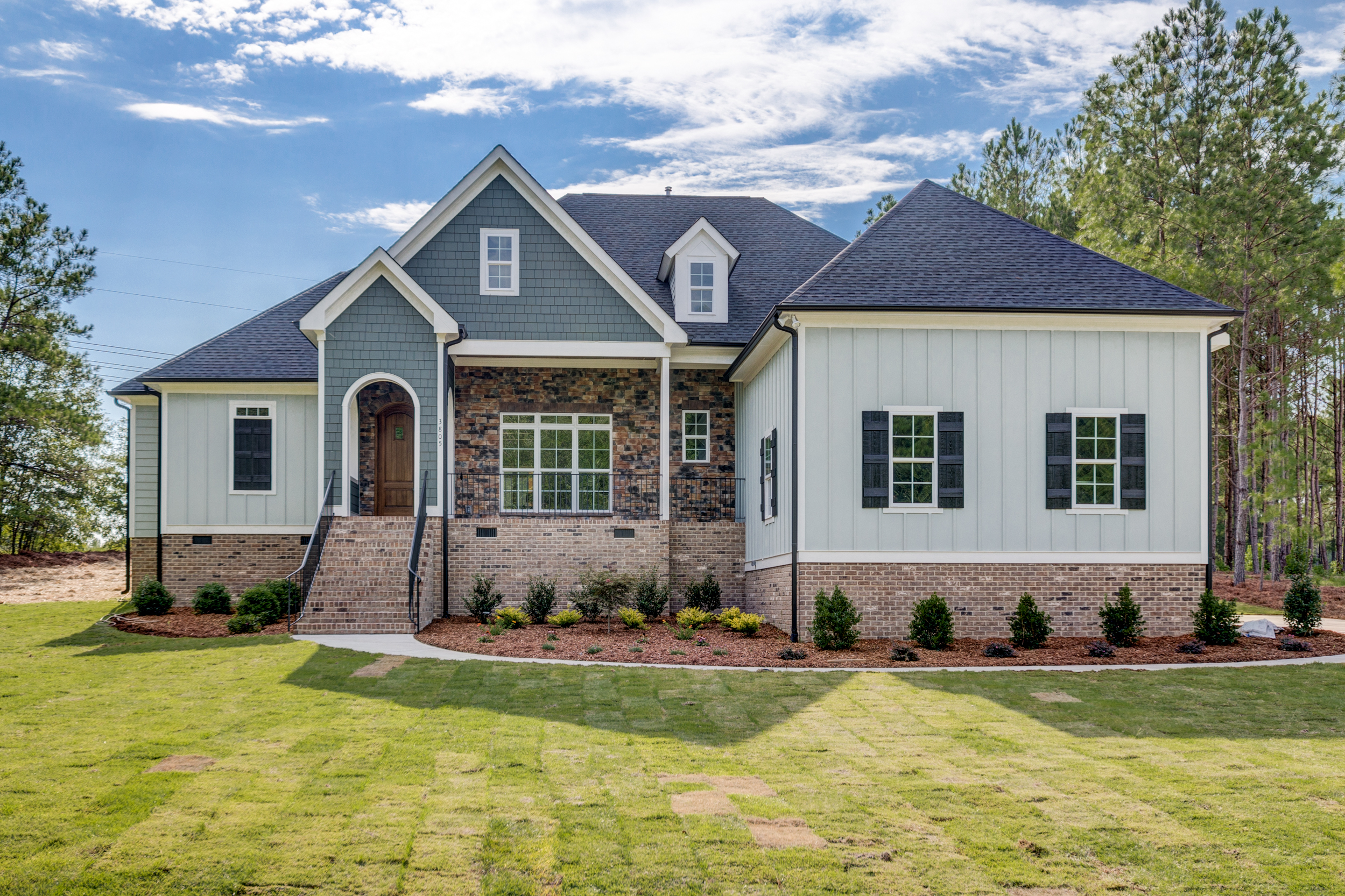 Do You Need an Agent When Buying New Construction? header image.