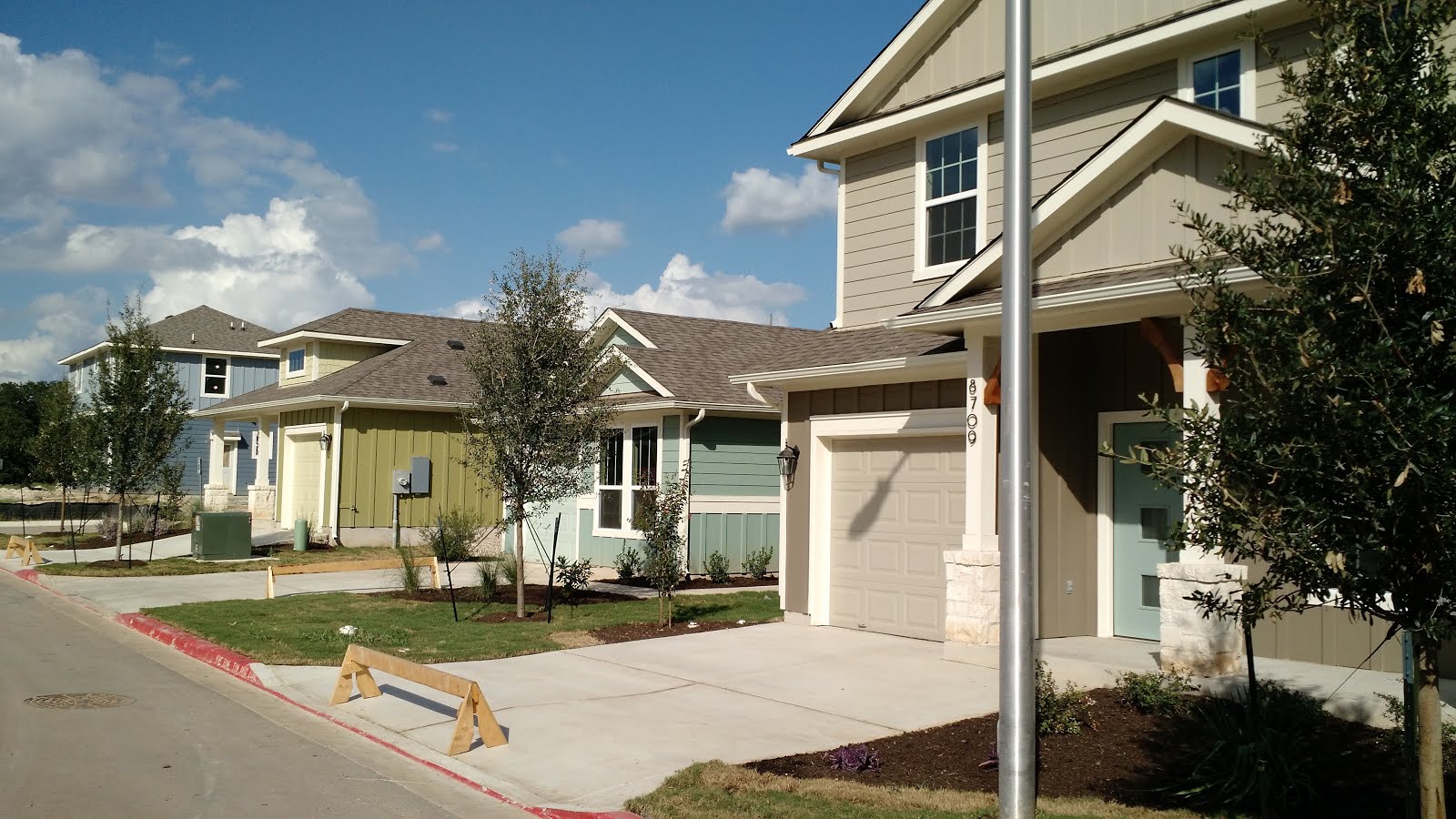 Experts say that changes to subdivision rules are necessary for Austin's ambitious affordable housing initiative to succeed. header image.