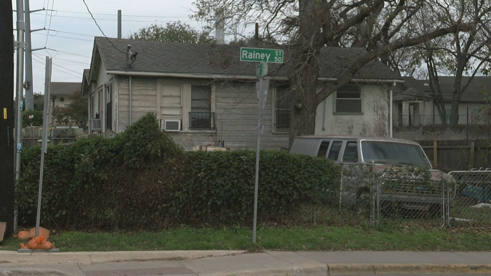One of the Last Single-Family Homes on Rainey Street Lists for $10 Million header image.