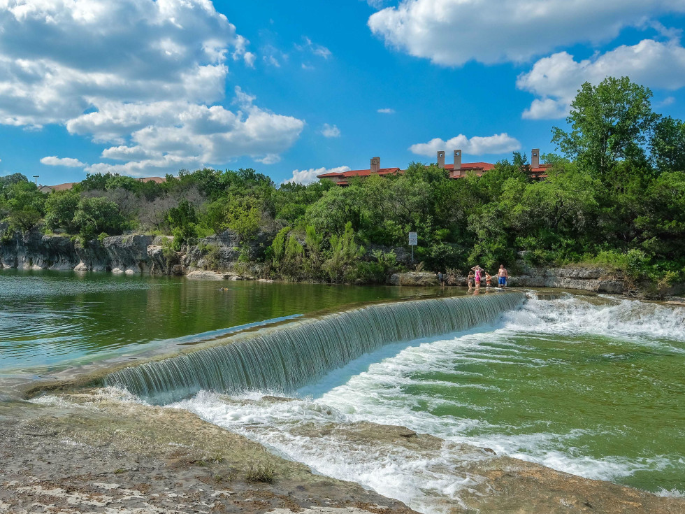 These 2 Austin Suburbs are the Fastest-Growing Cities in the U.S., Census Bureau Says header image.