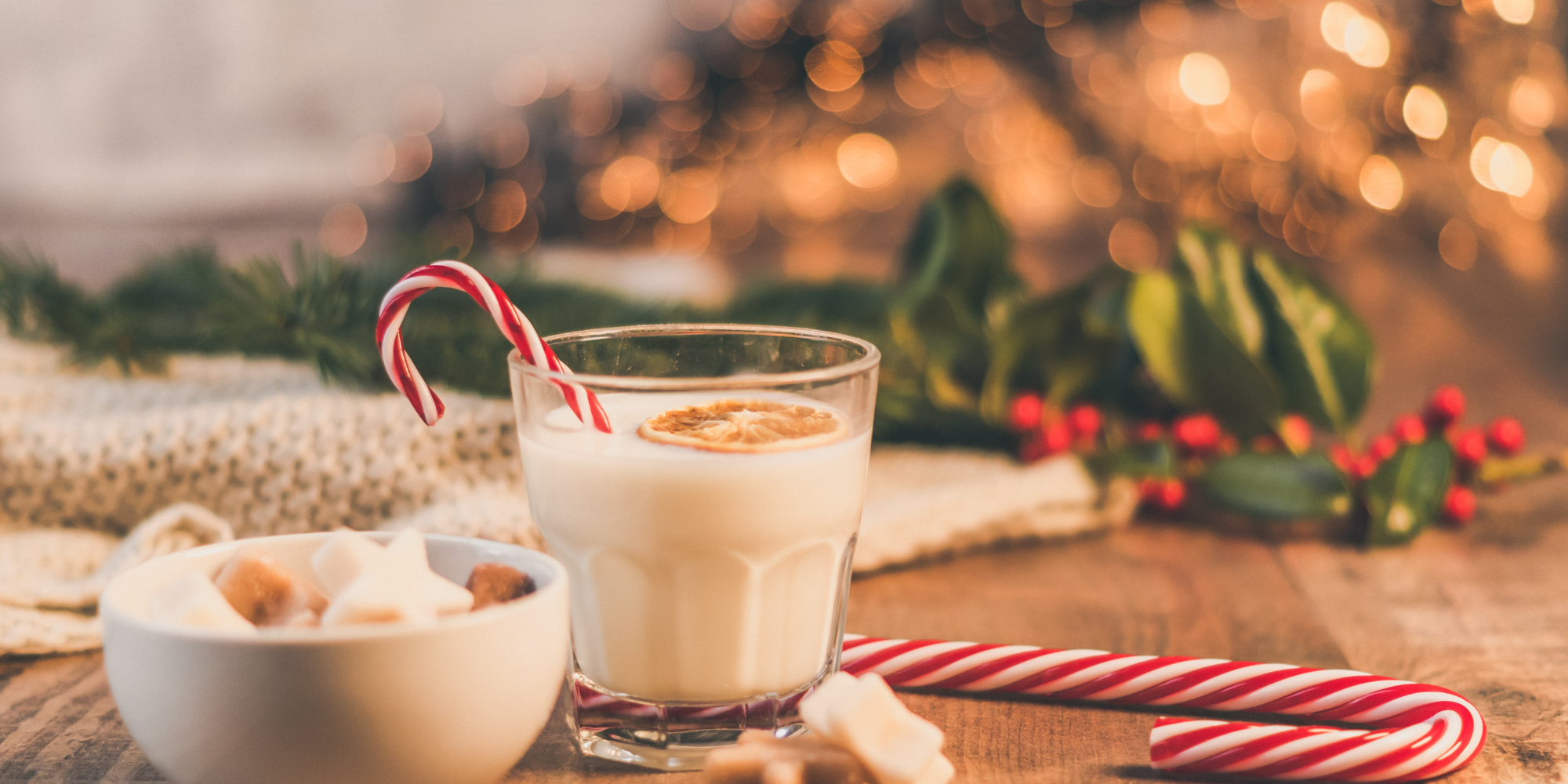Three Easy Ways to Make your Home Smell Like Christmas header image.