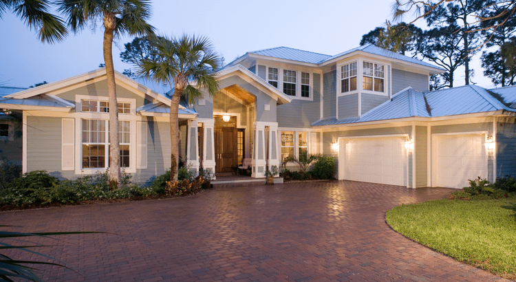 The Latest on the Luxury Home Market header image.