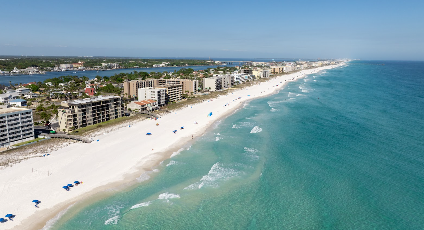 Destin vs. Fort Walton Beach: Which Emerald Coast Community Is Right for You? header image.