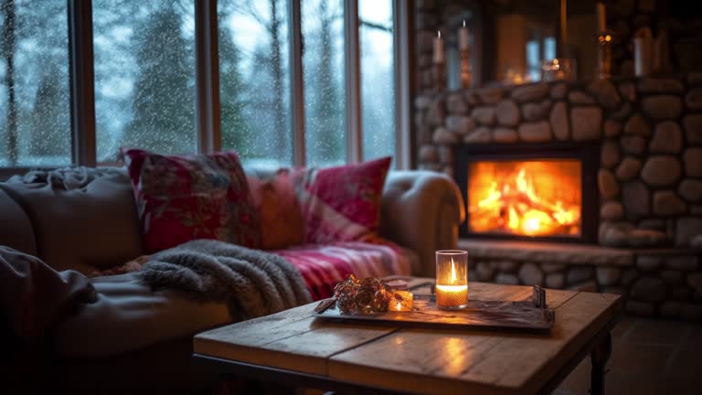 Navigating the Housing Market: A Seasonal Perspective header image.