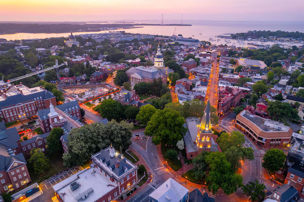 Local Flavor: The Best Outdoor Activities in Annapolis this Spring header image.