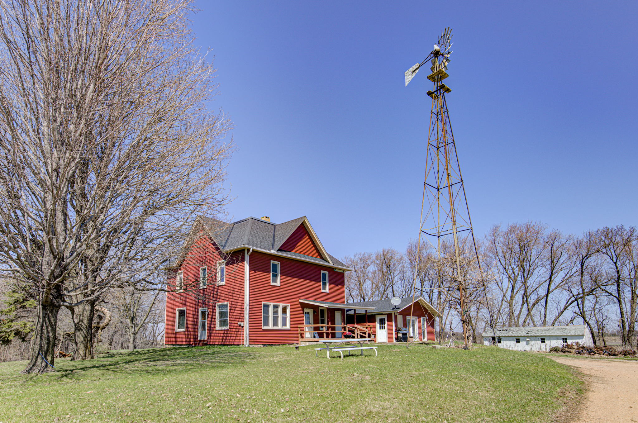 @NorwoodYoungAmerica has a one of its kind #homeforsale! header image.