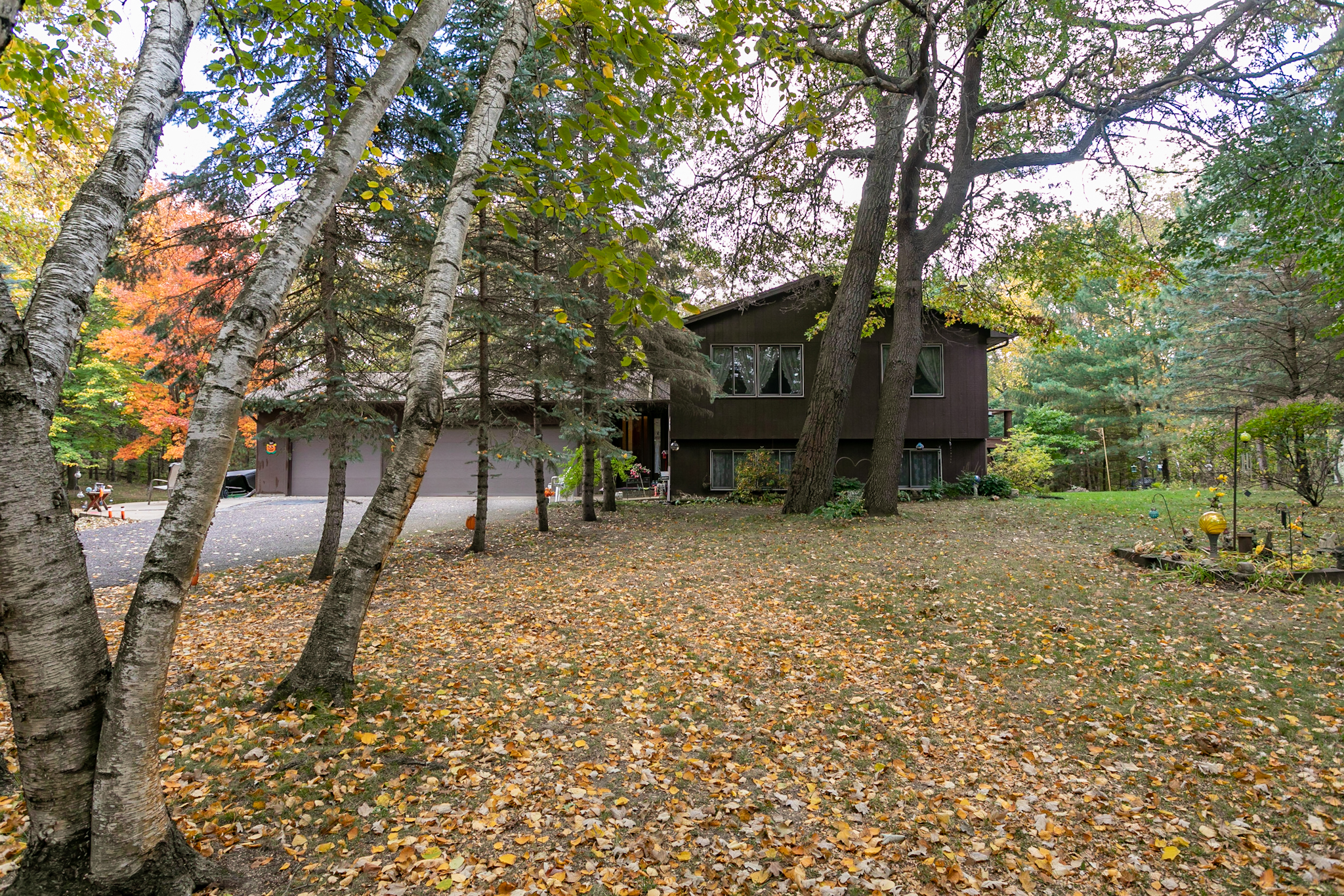 Beautiful #homeforsale in @EastBethel! header image.