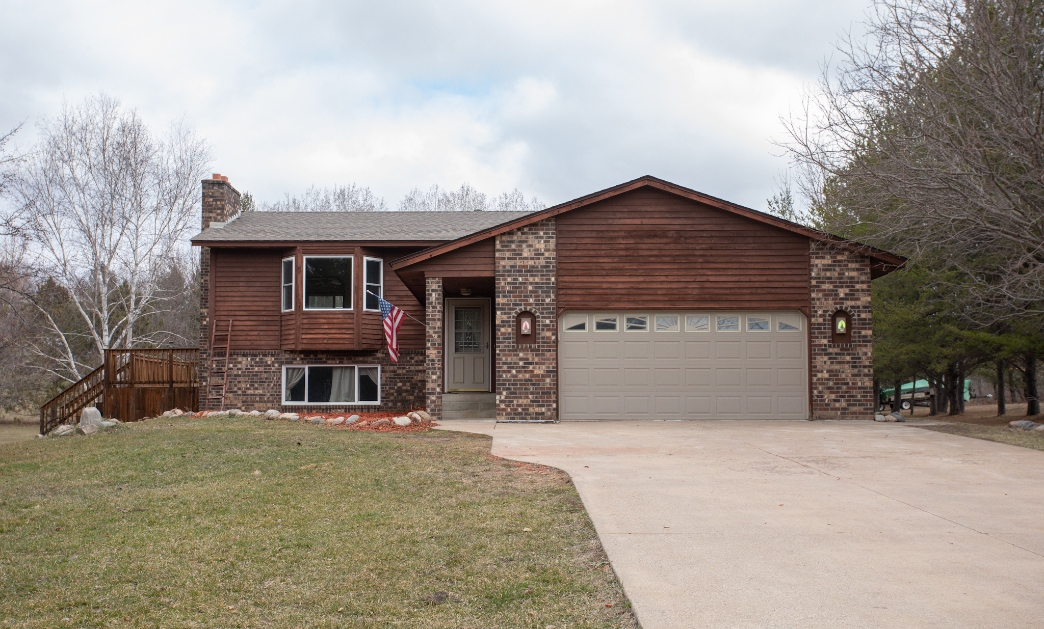 #homeforsale in @Cambridge with an #outbuilding and #shop! SOLD!! header image.