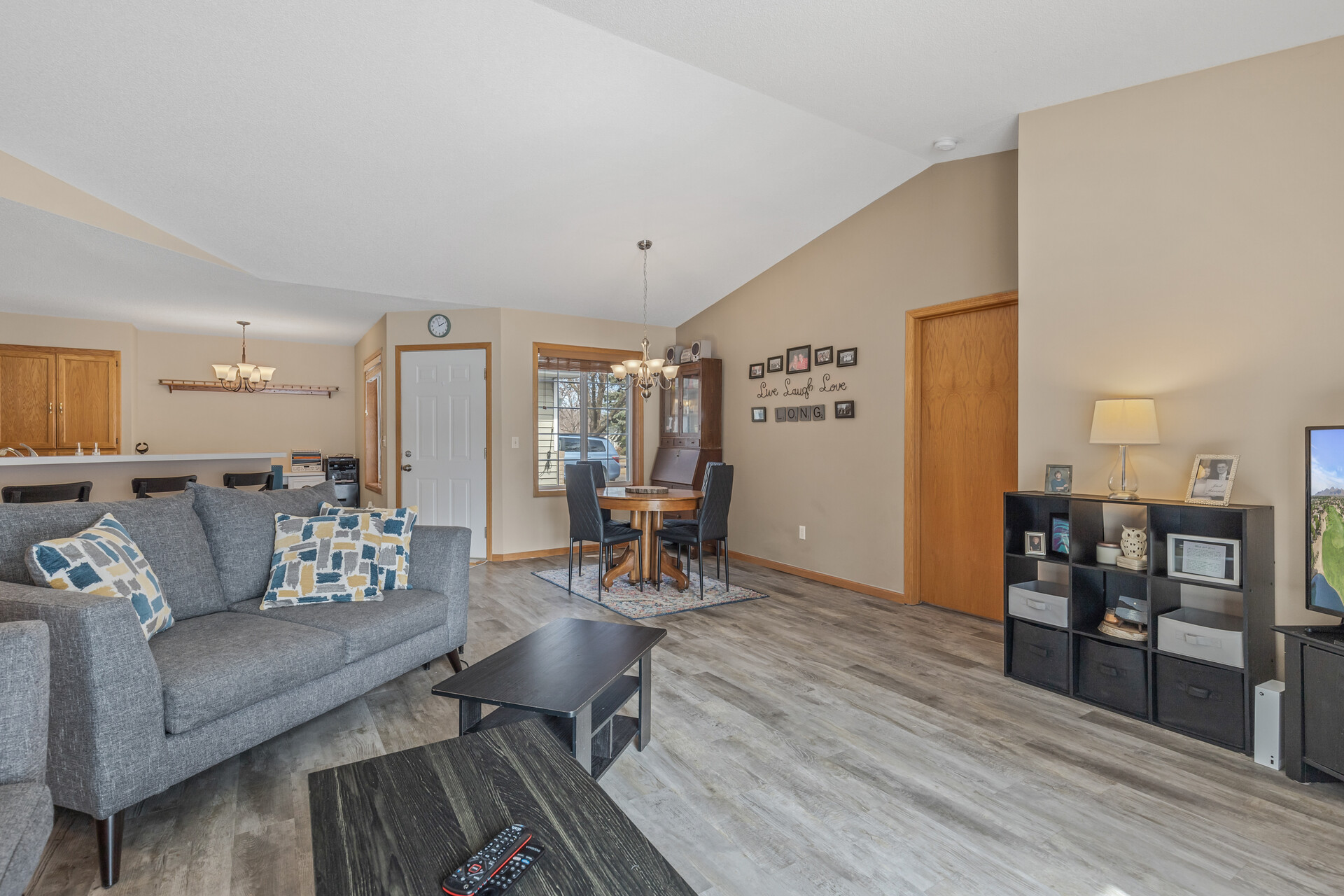 Effortless one-level living in Brooklyn Park header image.