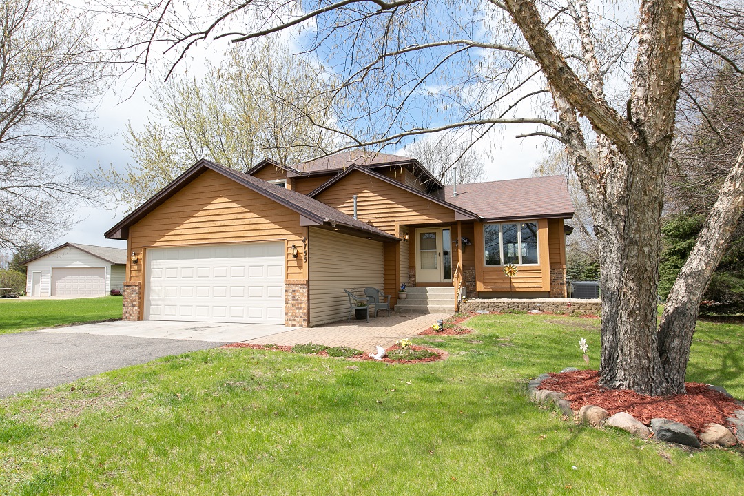 Home for sale named Sunkist Acres! SOLD! header image.