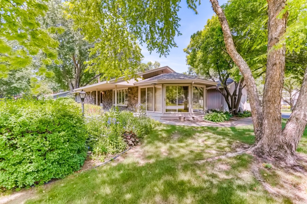 This Plymouth home for sale is so retro! PENDING! header image.