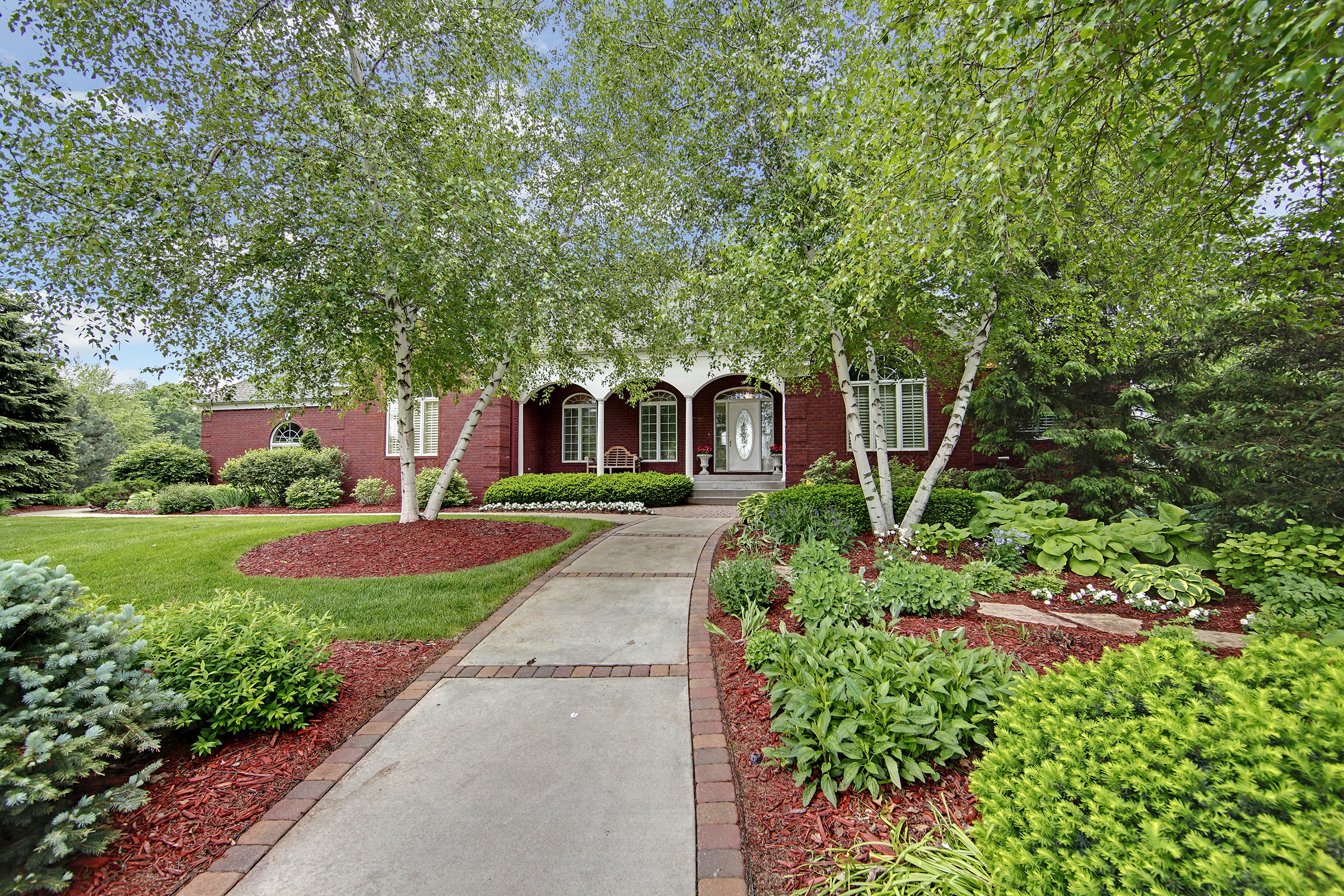 Want curb appeal? Need it desperately? Start now! header image.