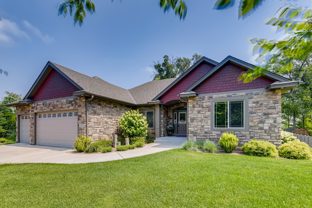 Exquisite #waterfront #lakehome #homeforsale in @CambridgeMN with stunning upgrades! header image.