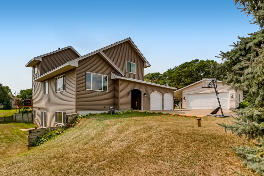 This AMAZING #homesold in @EastBethel has a #motherinlaw suite! header image.