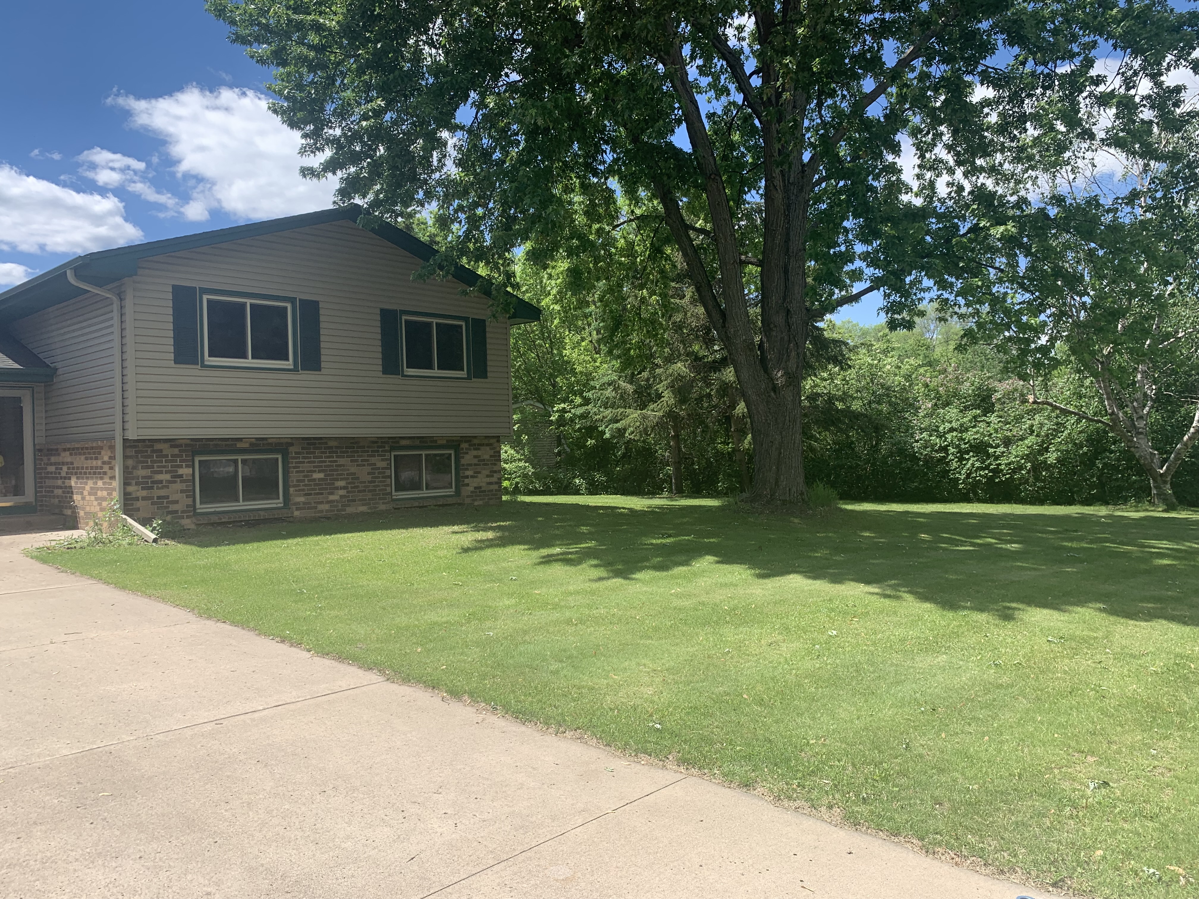 @Blaine has a #homeforsale is SOLD!! header image.