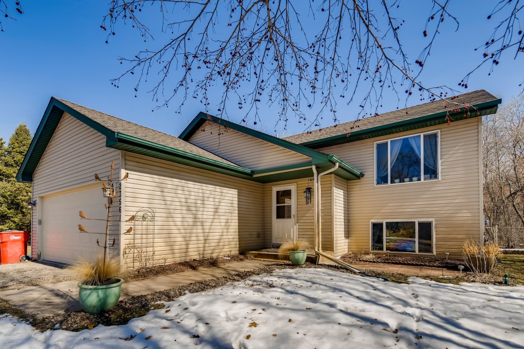 Fantastic home for sale in Bethel on acreage! SOLD! header image.