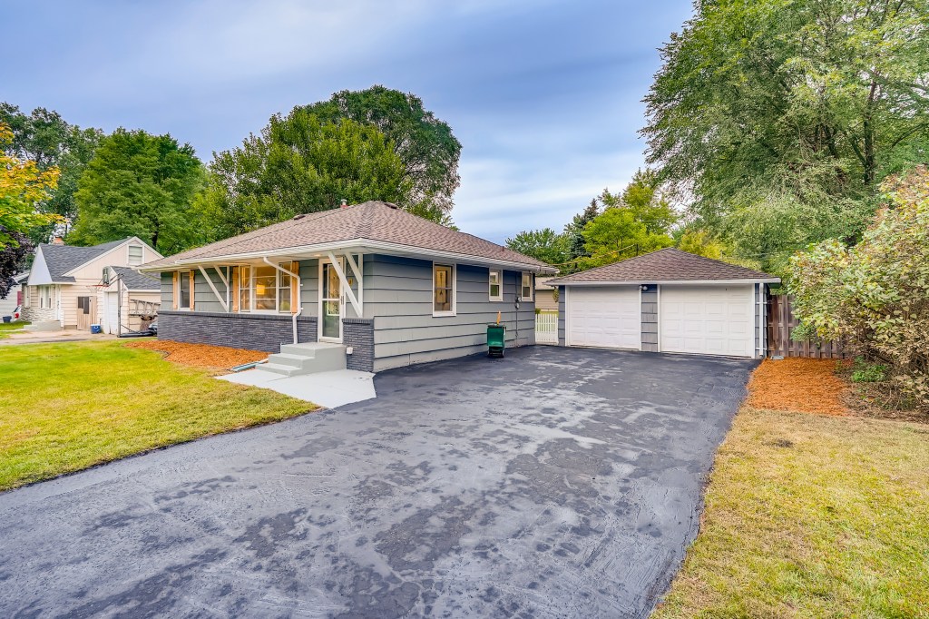 Blaine home for sale is completely remodeled and SOLD! header image.