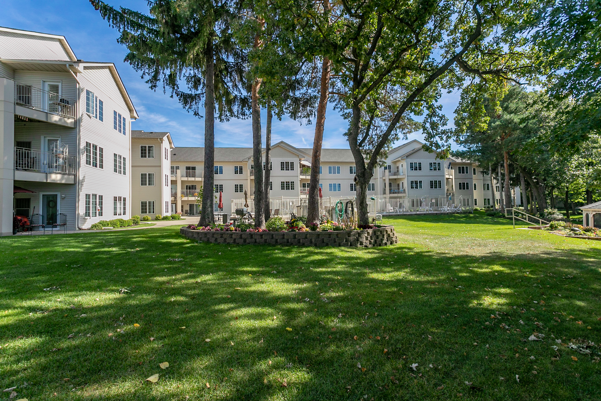 Get this #condoforsale in @CoonRapids on the @MississippiRiver! header image.