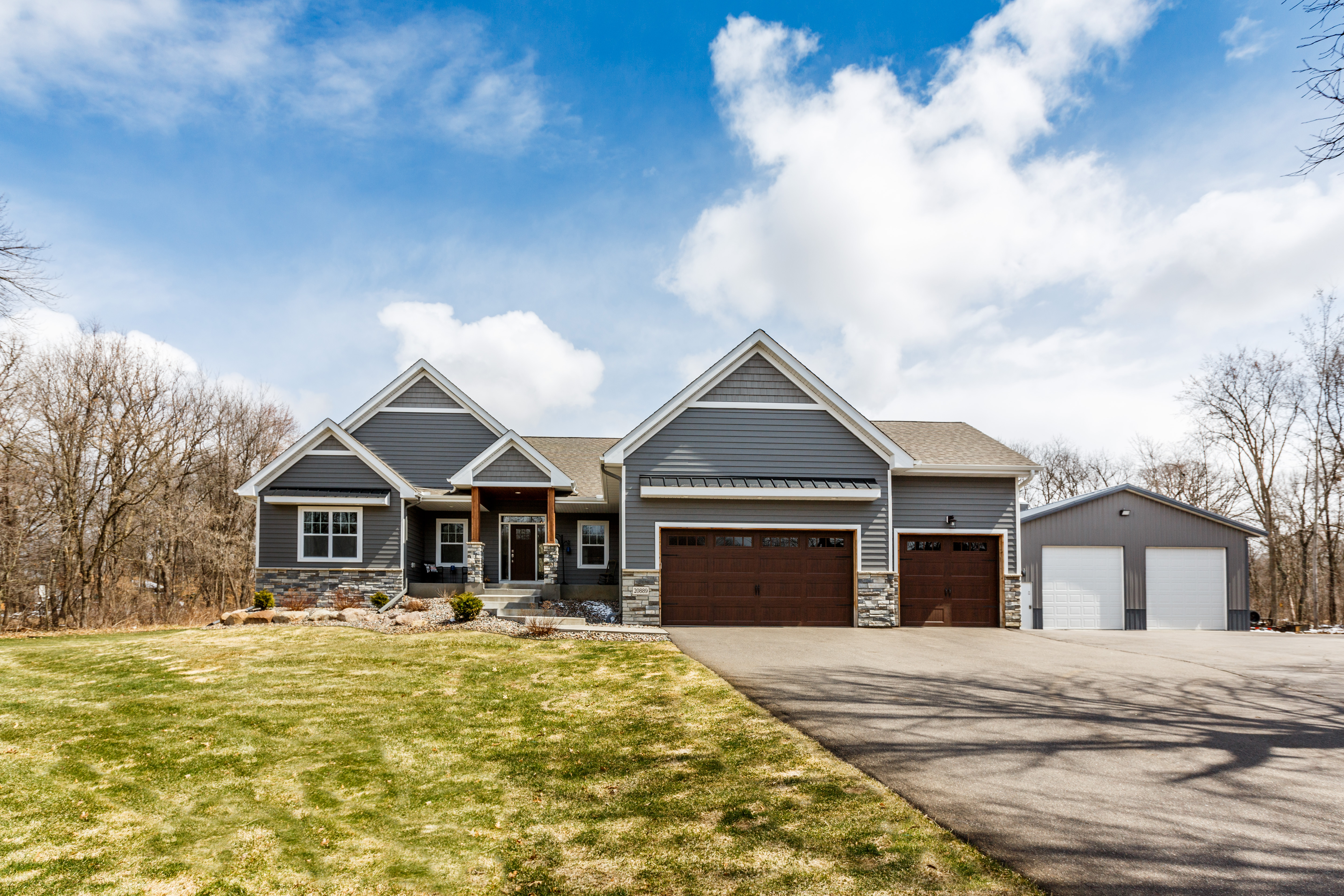 Home for sale in Oak Grove with a shop! SOLD! header image.