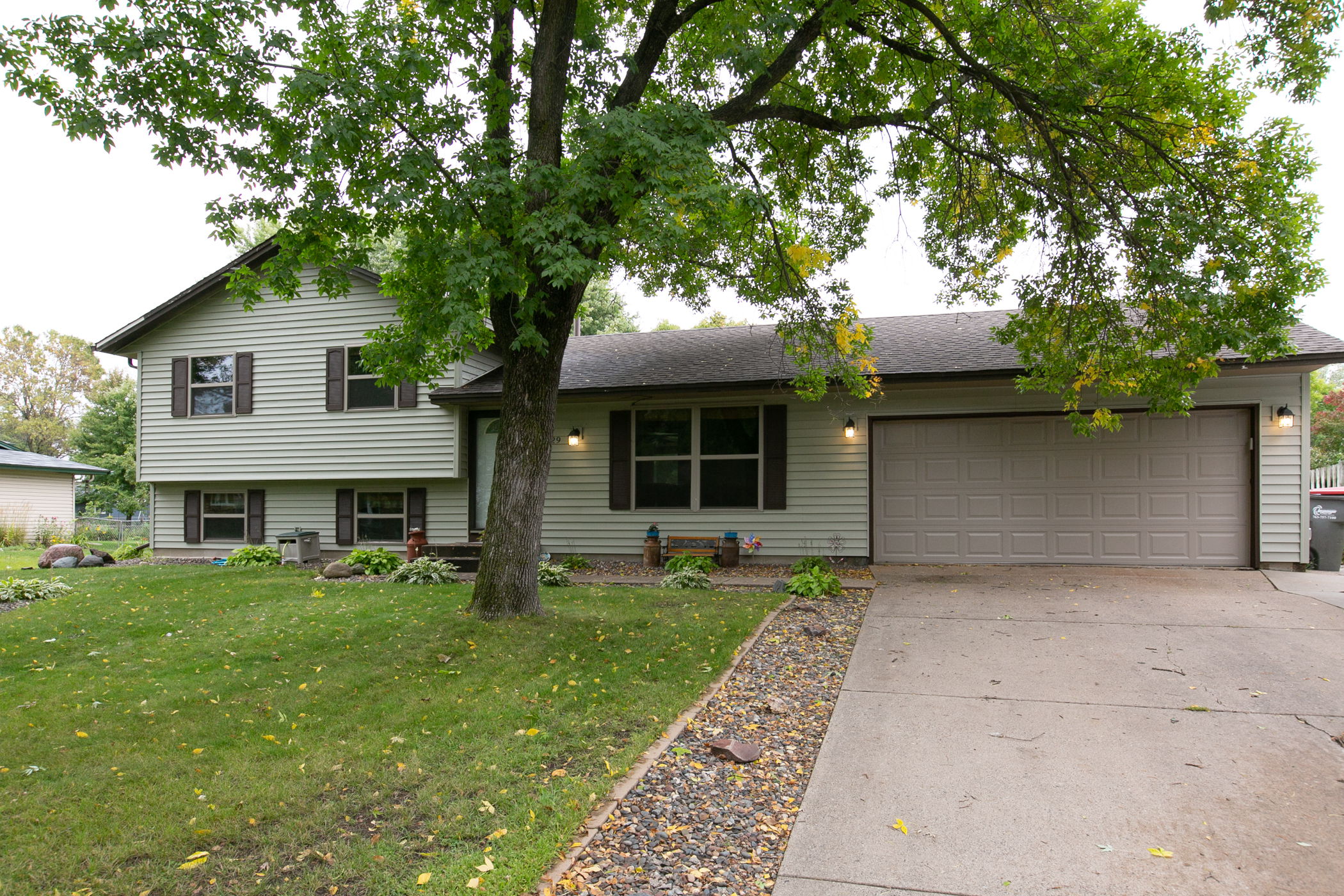 Newly updated home is SOLD already in Coon Rapids! header image.