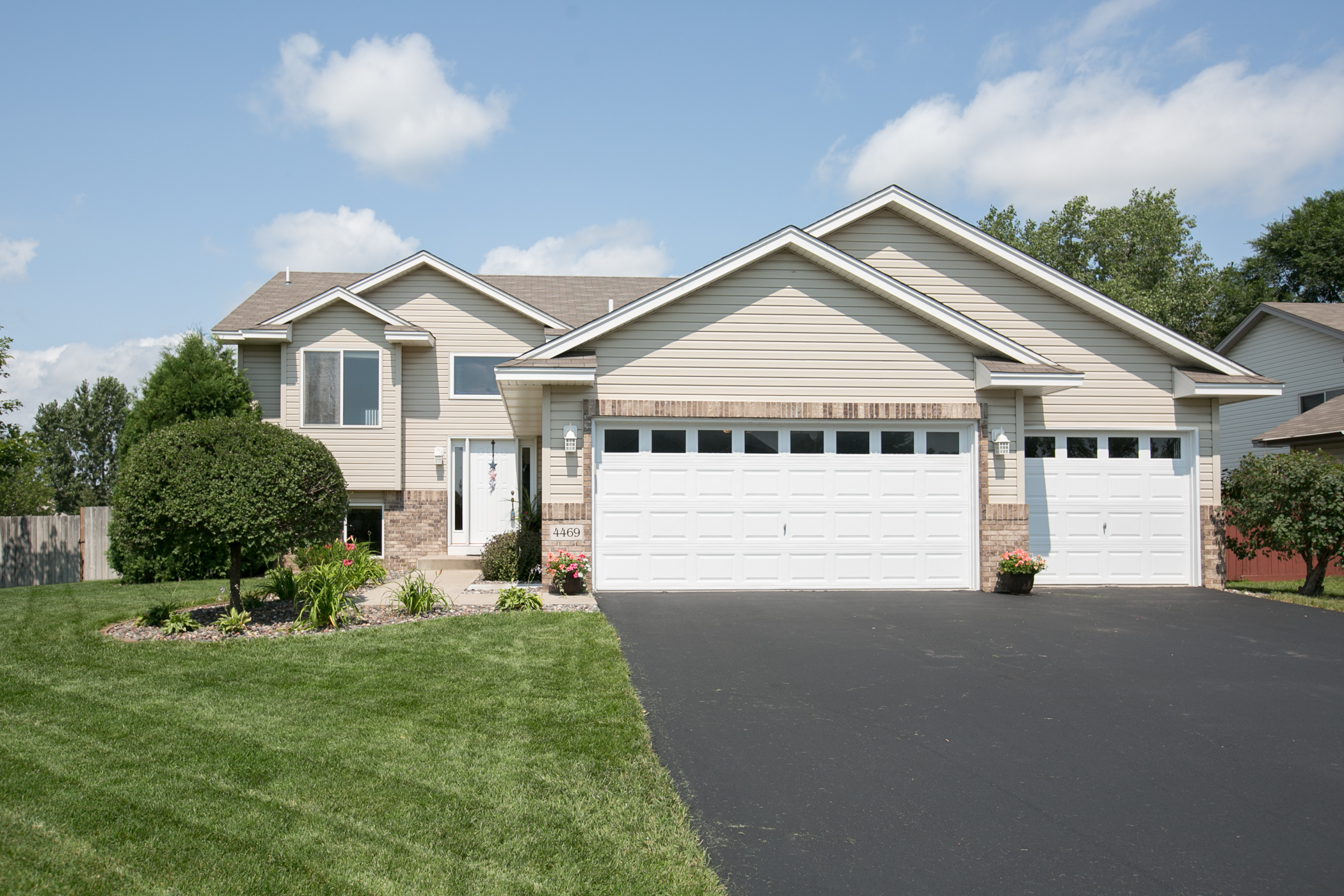 Home in St Francis is awesome AND SOLD!! header image.