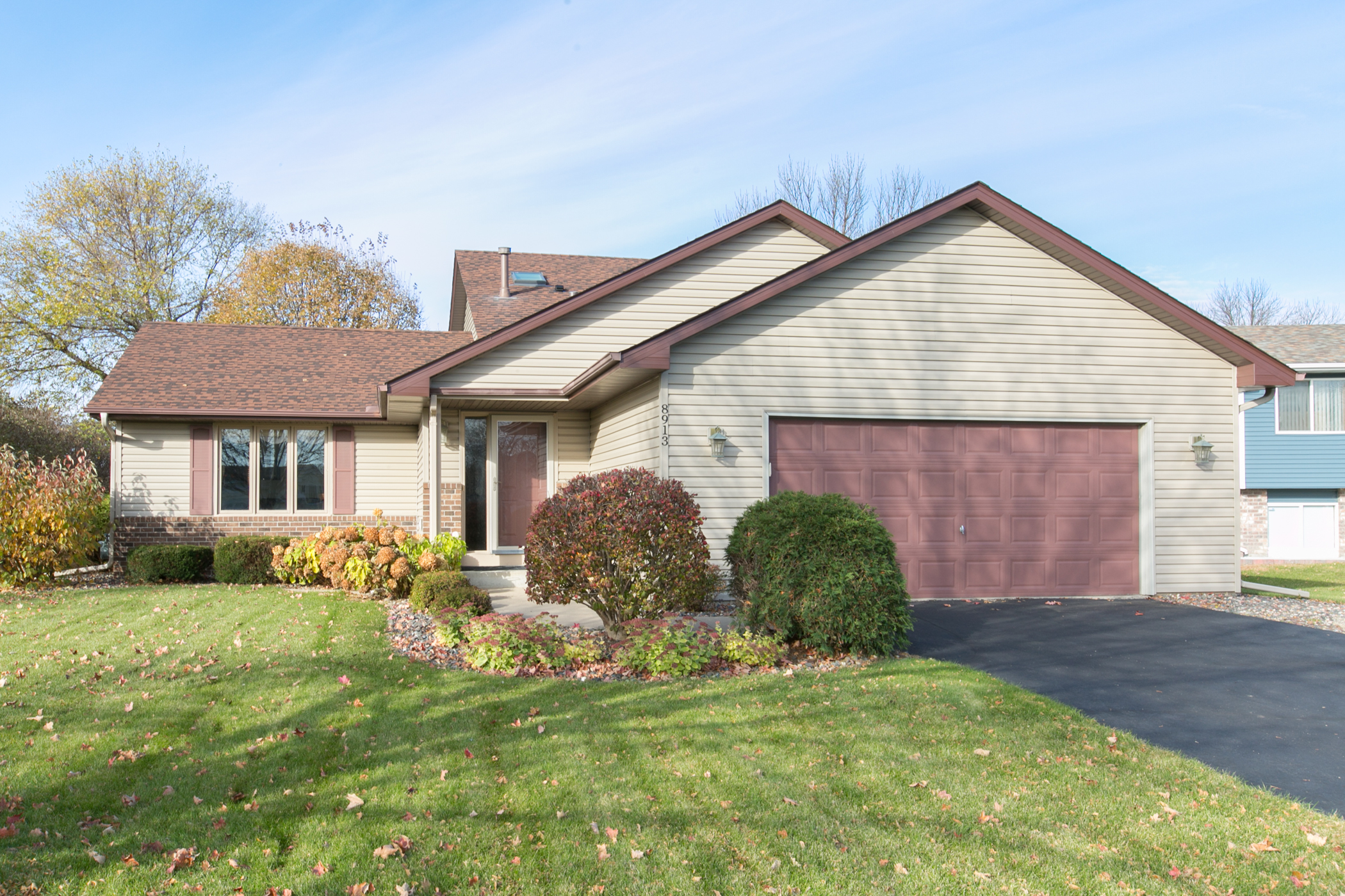 Live like royalty! #homesforsale in @BrooklynPark!! SOLD! header image.