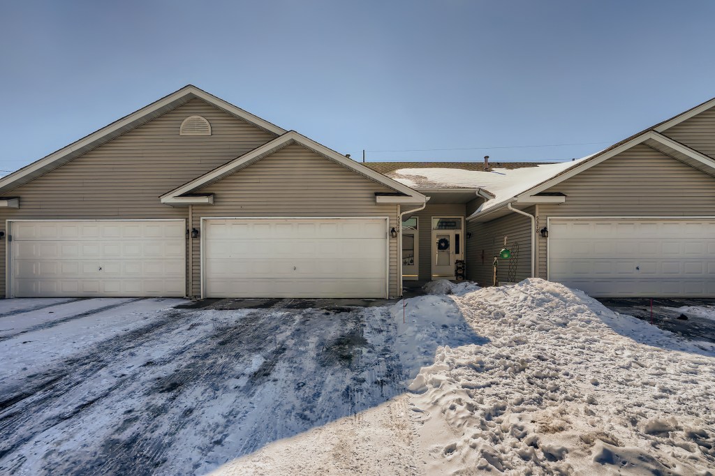 This #townhome for sale in @Ramsey is in a perfect location! header image.