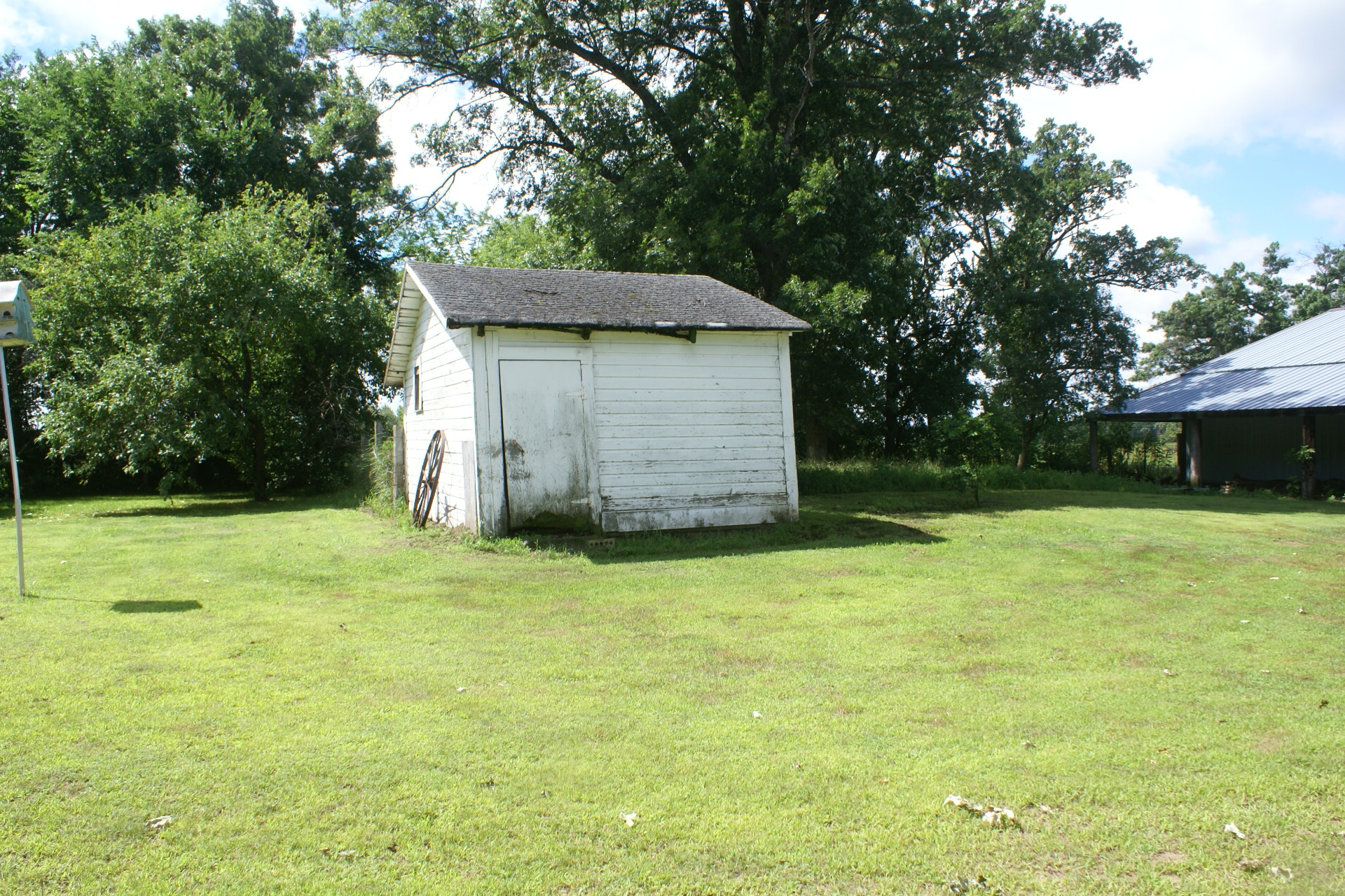 5 Reasons to Buy a Fixer-Upper Instead of a Perfect Place header image.