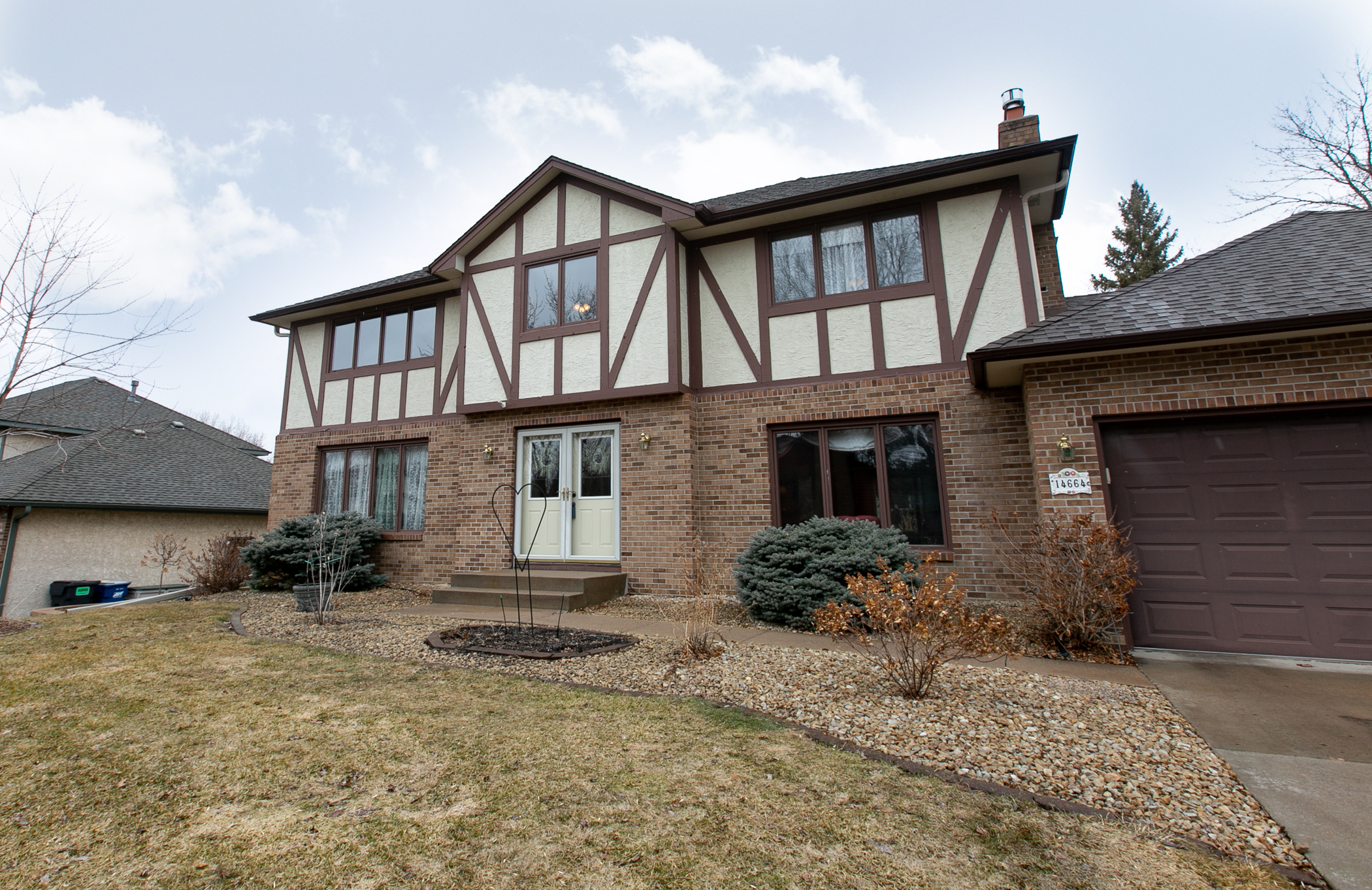 Home for sale in Maple Grove! SOLD!!! header image.
