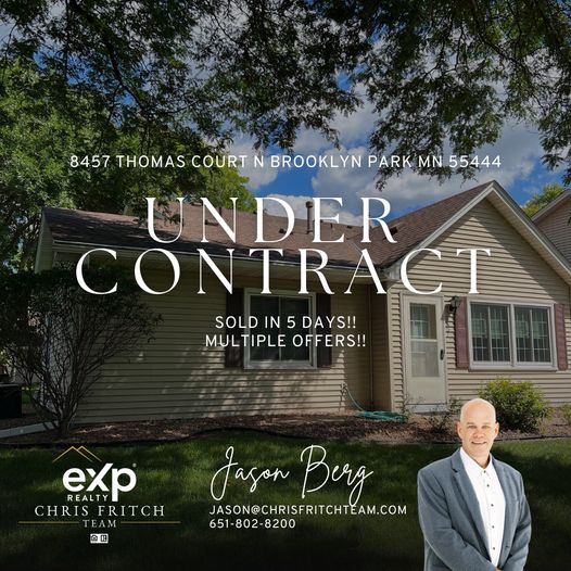 Discover the perfect one-level townhome! UNDER CONTRACT! header image.