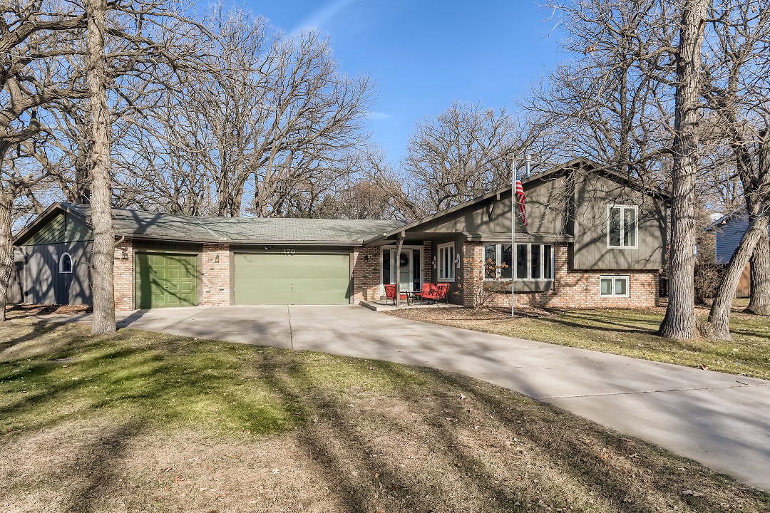Fantastic #homeforsale in @BigLake! SOLD! header image.